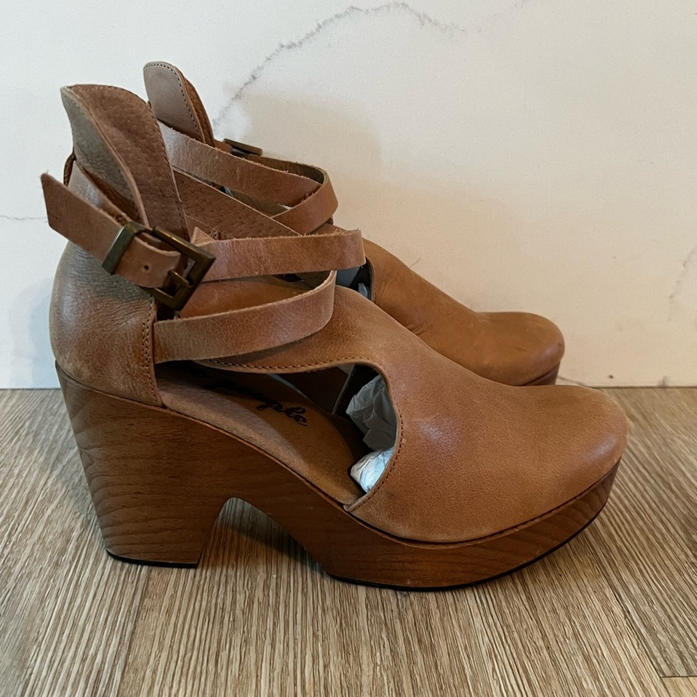 Free People Cedar Clogs